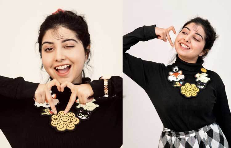 পড়শী ও নিলয়ের পরিবারের ঘনিষ্ঠ সূত্রের বরাতে জানা গেছে, এখনই খবরটি তারা প্রকাশ্যে আনতে চান না। তাই আপাতত বিয়ের প্রসঙ্গে কিছুই বলছেন না। কবে, কখন তারা বিয়ে করেছেন, সে বিষয়েও জানাতে চায়নি পড়শীর পরিবার।