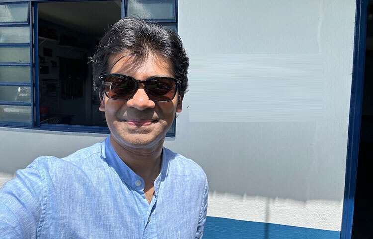 তিনি শুধু অভিনয়শিল্পীই নন, একইসঙ্গে দায়িত্বশীল স্বামী ও বাবা। ব্যক্তিগত জীবনে পরিবারের প্রতি তার আন্তরিকতা এবং মিডিয়ার বাইরে সরল জীবনযাপন অনেকের কাছে অনুপ্রেরণা হয়ে উঠেছে।