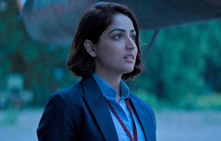 ‘উরি: দ্য সার্জিক্যাল স্ট্রাইক’-এ ইন্টেলিজেন্স অফিসারের চরিত্রে তার দৃঢ় উপস্থিতি দেখিয়েছে তার বহুমাত্রিকতা।