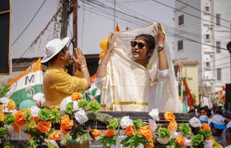 শুধু অভিনয়ে নয়, রাজনীতিতেও সফল এই নায়িকা।