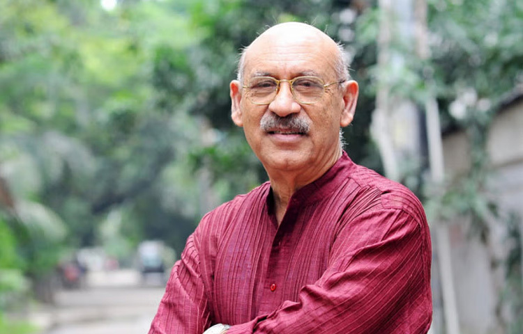 আবুল হায়াত শুধু অভিনয়েই সীমাবদ্ধ থাকেননি। তিনি একজন সফল নাট্যনির্মাতা ও সাহিত্যিকও। বহু নাটক নির্মাণ করেছেন, আবার লিখেছেন উপন্যাস ও গল্পগ্রন্থও। তার লেখা ‘আমার কথা’ আত্মজীবনীটি পাঠকমহলে ব্যাপক প্রশংসিত হয়েছে। তিনি একাধারে বাংলাদেশ টেলিভিশনের প্রথম প্রজন্মের নাট্যব্যক্তিত্ব, আবার নাট্যচর্চার এক নিবেদিতপ্রাণ কর্মী।