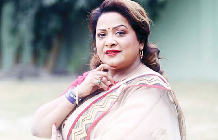 অভিনয়ের বাইরে একজন মা হিসেবেও তিনি অনন্য। তার একমাত্র সন্তান রাহুল আনন্দ নিজেও সংস্কৃতিমনা। একক মাতৃত্বের পথ সহজ ছিল না, কিন্তু তিনি তা করেছেন সাহসিকতার সঙ্গে।