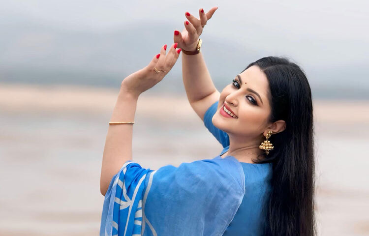 পরীমনির গল্প আমাদের শেখায়, সৌন্দর্য কেবল বয়সের উপর নির্ভর করে না। আত্মবিশ্বাস, মনোভাব এবং জীবনধারা এক্ষেত্রে অনেক বড় ভূমিকা পালন করে। পরীমনি প্রতিটি মুহূর্তে নিজেকে নতুনভাবে প্রমাণ করে চলেছেন, যা সত্যিকারের সৌন্দর্যের উদাহরণ।