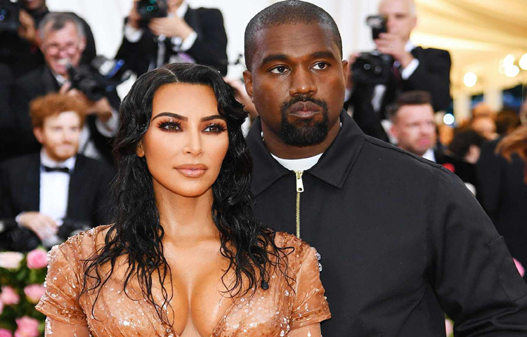 কানিয়ে ওয়েস্টের ব্যক্তিগত জীবনও ছিল আলোচিত। তিনি বিয়ে করেন রিয়েলিটি টিভি তারকা কিম কার্দাশিয়ানকে। তাদের দাম্পত্য জীবন, সন্তান জন্মদান এবং বিচ্ছেদ-সবছুই গণমাধ্যমে ব্যাপকভাবে প্রচারিত হয়েছে।