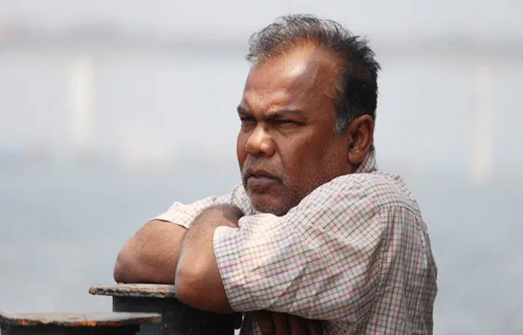 বাবুর সবচেয়ে বড় শক্তি তার চরিত্র নির্বাচনে সচেতনতা। তিনি চিরকাল সহশিল্পী, চরিত্রাভিনেতা। নায়ক নন, কিন্তু দর্শকের ভালোবাসা যে কোনও নায়কের চেয়ে অনেক বেশি। তিনি কখনও বড় চরিত্রের জন্য লালায়িত নন। বরং ছোট ছোট দৃশ্যেও তিনি এমন নিখুঁতভাবে নিজেকে মেলে ধরেন, যে চরিত্রটি দর্শকের মনে রয়ে যায় দীর্ঘদিন। ‘মনপুরা’ সিনেমায় কুটিল বাবার চরিত্র, কিংবা ‘হাওয়া’ ছবির মৎস্যজীবী-সবখানে তিনি আলাদা, অথচ অসাধারণভাবে সত্য।