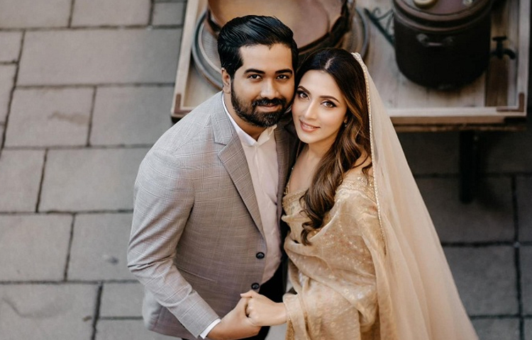 প্রোপোজ ডে পালনের মূল লক্ষ্য হলো, মনের মানুষকে প্রেমের প্রস্তাব দেওয়ার সময় যারা সবটা বলে উঠতে পারেন না বা বলার সুযোগ পান না, এই বিশেষ দিন সেই সুরটা আগে থেকেই বেঁধে দেয়। ছবি: সংগৃহীত