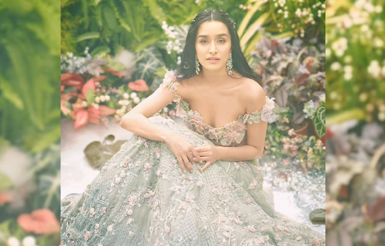 অভিনেত্রীর শেয়ার করা ছবিতে ভালোবাসা জানাতে ভুলেননি তার ভক্ত-অনুরাগীরা। ছবি: ইনস্টাগ্রাম