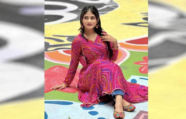 জানা গেছে, ‘সন্ধিক্ষণ’ নাটকের গল্প ভাবনা মেহজাবীন চৌধুরীর। এটি রচনা ও পরিচালনা করছেন মুহাম্মদ মোস্তফা কামাল রাজ। ১৭ অক্টোবর থেকে নাটকের শুটিং শুরু হয়েছে।