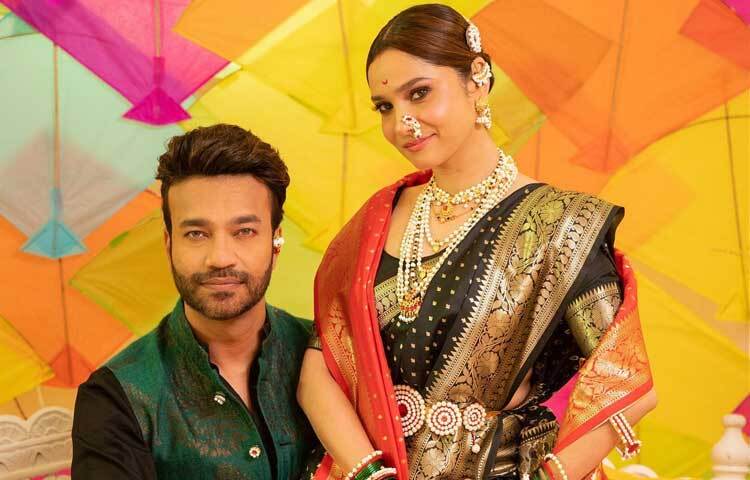 ভিকি জৈনের সঙ্গে তার সম্পর্কের বিষয় প্রকাশ্যে আসার পরই ট্রোলের শিকার হয়েছিলেন তিনি।