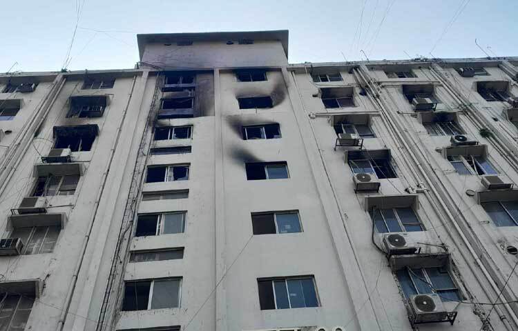 প্রাথমিক তথ্য অনুযায়ী জানা যায়, সচিবালয়ের ৭ নম্বর ভবনে বেশ কয়েকটি গুরুত্বপূর্ণ মন্ত্রণালয়সহ বিভাগের অফিস রয়েছে। এই ভবনে রয়েছে- পানি সম্পদ মন্ত্রণালয়; যুব ও ক্রীড়া মন্ত্রণালয়; ডাক, টেলিযোগাযোগ ও তথ্য প্রযুক্তি মন্ত্রণালয়; ডাক ও টেলিযোগাযোগ বিভাগ; স্থানীয় সরকার, পল্লী উন্নয়ন ও সমবায় মন্ত্রণালয়, স্থানীয় সরকার বিভাগ, পল্লী উন্নয়ন ও সমবায় বিভাগ; শ্রম ও কর্মসংস্থান মন্ত্রণালয়; অর্থ মন্ত্রণালয়, অর্থ বিভাগ, আর্থিক প্রতিষ্ঠান বিভাগ, অভ্যন্তরীণ সম্পদ বিভাগ; সড়ক পরিবহন ও সেতু মন্ত্রণালয়, সড়ক পরিবহন ও মহাসড়ক বিভাগ।