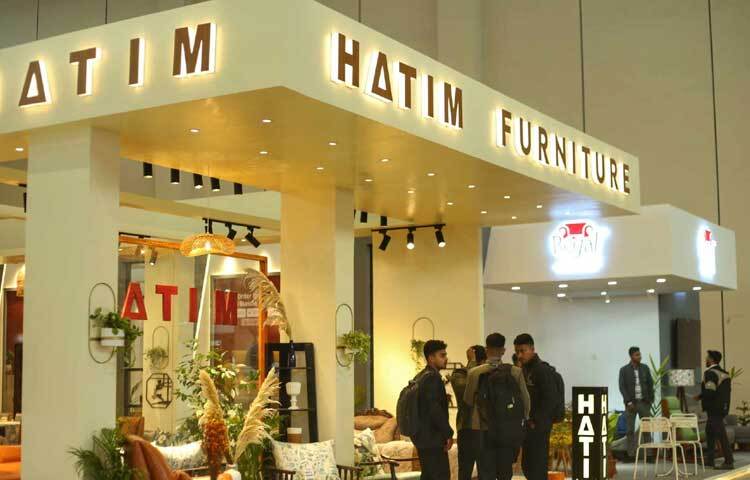 এবারের মেলা উপলক্ষে পারটেক্স, নাদিয়া, নাভানা, আকতার, রিগ্যালসহ সব প্যাভিলিয়নের ফার্নিচারে দেওয়া হচ্ছে বিশেষ ছাড়। মেলা উপলক্ষে সব ফার্নিচারে রয়েছে অন্তত ৫ থেকে ২০ শতাংশ পর্যন্ত ছাড়।