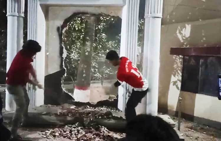 ৬ ফেব্রুয়ারি সন্ধ্যা ৭টায় বৈষম্যবিরোধী ছাত্র-জনতা, জাতীয় নাগরিক কমিটির ব্যানারে উপজেলা পরিষদ প্রাঙ্গণে বিক্ষোভ মিছিল করে।