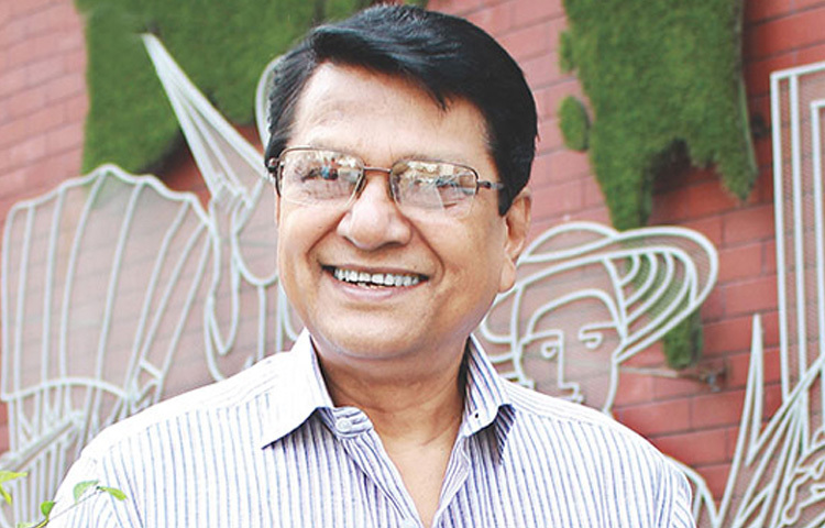 ২০১৯ সালের জাতীয় চলচ্চিত্র পুরস্কারে ‘আজীবন সম্মাননায়’ ভূষিত হন এ অভিনেতা।