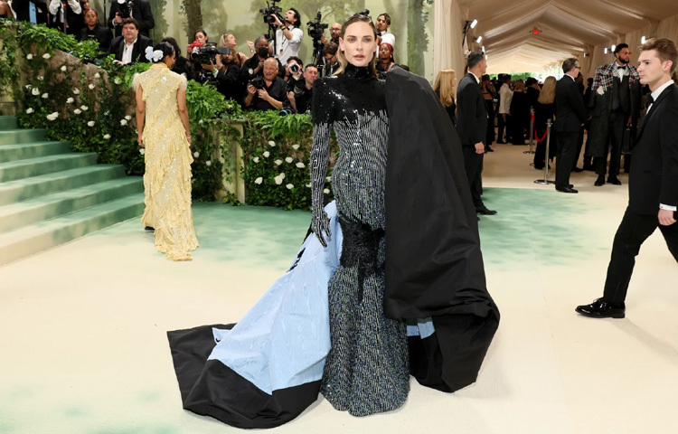 ফ্যাশন অনুরাগীদের কাছে প্রতিবছর মে মাসের এই প্রথম সোমবার যেন বিশেষ কিছু। এই ইভেন্টের জন্য বিশ্বের ফ্যাশন অনুরাগীরা সারা বছর অপেক্ষায় থাকেন।