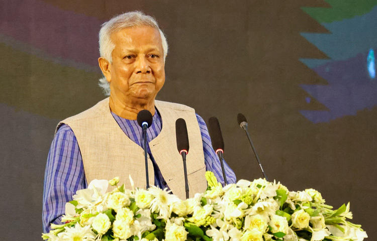 ‘পরিবেশ রক্ষায় প্রতিটি নাগরিকের অংশগ্রহণ অপরিহার্য’ এই বাণীকে সামনে রেখে প্রধান উপদেষ্টা উদ্বোধন করেন এই পরিবেশবান্ধব উদ্যোগের।