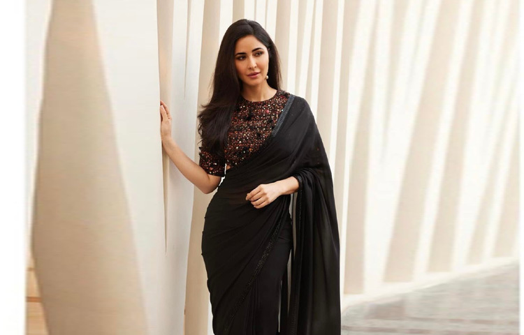 কাজ নিয়ে আলোচনায় থাকলেও ব্যক্তিগত জীবন পর্দার বাইরে রাখতেই পছন্দ করেন এই অভিনেত্রী।