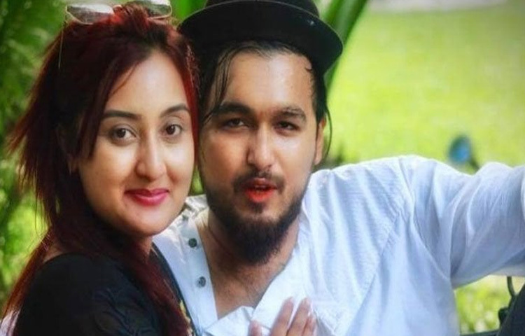 ২০১৯ সালে মেহরুবা সালসাবিলের সঙ্গে প্রথমবারের মতো বিবাহ বন্ধনে আবদ্ধ হন। তবে এই সম্পর্ক বেশিদিন স্থায়ী হয়নি। নানা বিতর্কের পর ২০২৩ সালে তাদের বিচ্ছেদ ঘটে।