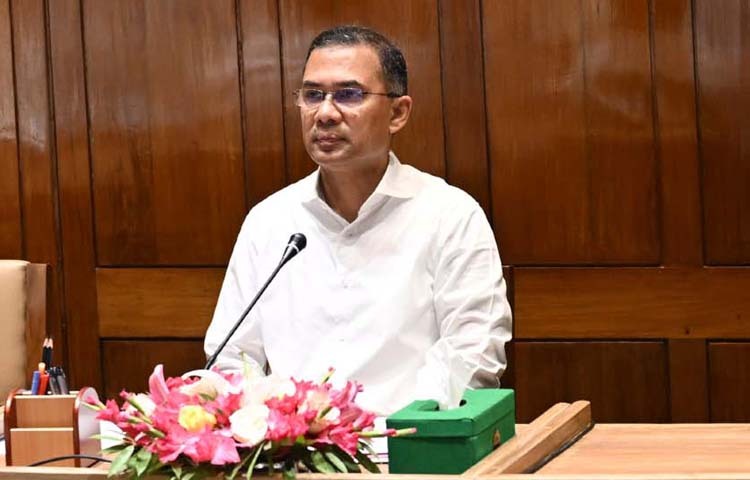 প্রধানমন্ত্রী তারেক রহমান আজ ঢাকায় জাতীয় সংসদ সচিবালয়ে সরকার দলীয় সংসদ সদস্যদের সঙ্গে বৈঠক করেন। ছবি: পিআইডি