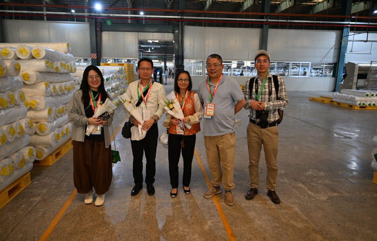 ৬ এপ্রিল রাজধানীর বেইলি রোডের ফরেন সার্ভিস একাডেমিতে আয়োজিত প্রেস ব্রিফিংয়ে সম্মেলনে কী কী ইভেন্ট থাকছে তা তুলে ধরেন বাংলাদেশ বিনিয়োগ উন্নয়ন কর্তৃপক্ষের (বিডা) নির্বাহী পরিচালক চৌধুরী আশিক মাহমুদ বিন হারুন।