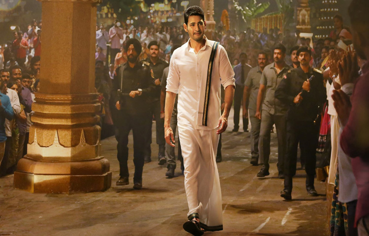 প্রেমের দৃশ্য হোক বা তীব্র অ্যাকশন, প্রতিটি মুহূর্তেই তিনি দর্শককে টেনে রাখেন মায়ার জালে।