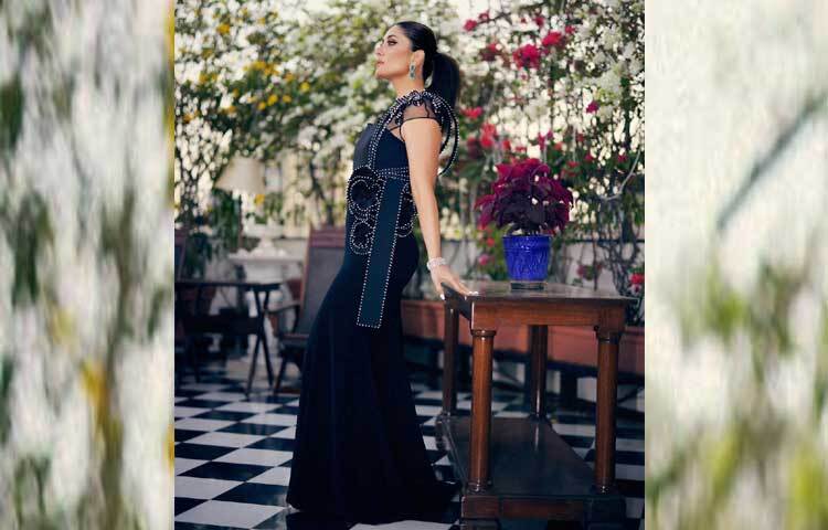 সাইফ-কারিনার বান্দ্রার এই বাড়ির অন্দরে ব্রিটিশ স্থাপত্যের কারুকাজ খেয়াল করা যায়। সাদা-কালো মার্বেলের মেঝে, কাঠের আসবাব, ঝাড়বাতি থেকে শুরু করে দেওয়ালে খ্যাতিনামা শিল্পীর হাতের আঁকা ছবি, সবকিছুতেই আছে ভিক্টোরিয়ান আমলের ছাপ।