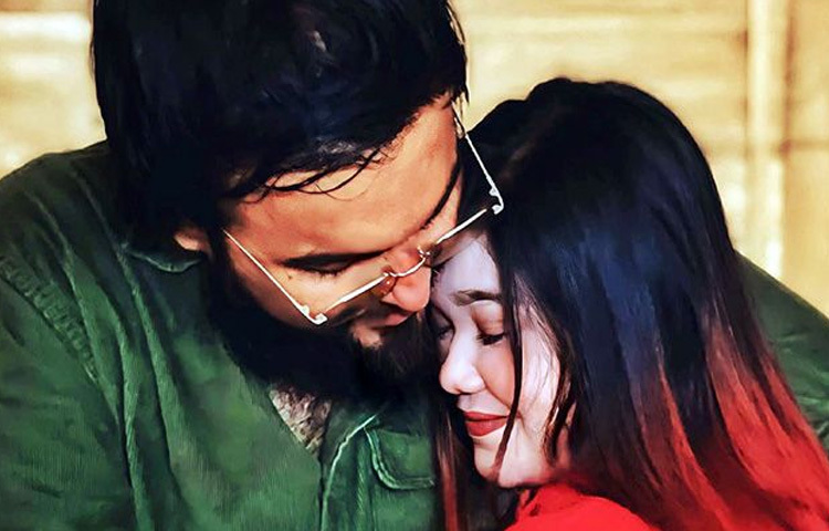 এরপর ২০২৩ সালের নভেম্বরে ফারজান আরশীকে বিয়ে করেন এই গায়ক। তবে এই বিয়ে নিয়ে তুমুল আলোচনা-সমালোচনা হয়। অবশেষে তার সেই সর্ম্পকও খুব অল্প দিনেই শেষ হয়ে যায়।