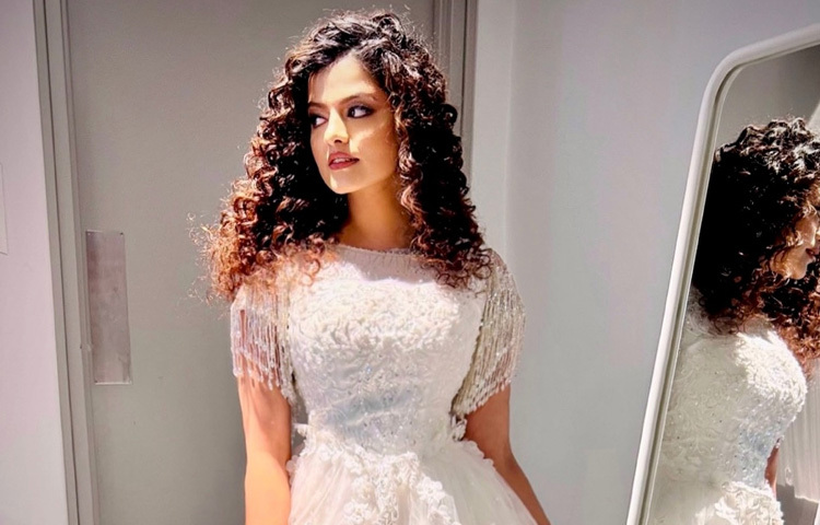 বলিউডে একের পর এক হিট গান উপহার দেওয়া এই গায়িকার কাছে কনসার্ট মানে শুধুই গান নয়, বরং আরও কিছু শিশুর জীবন বাঁচানোর সুযোগ।