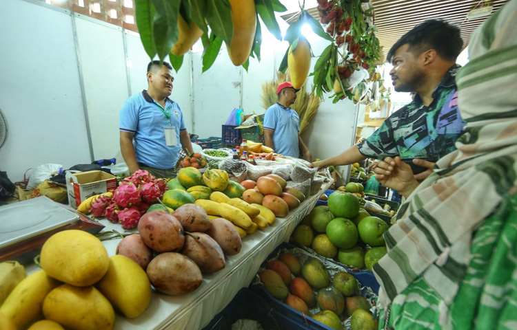 অনেকেই বলছেন, এত স্বাদ আর ঘ্রাণ একসঙ্গে খুব একটা দেখা যায় না।