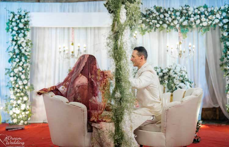 ১৭ জানুয়ারি রাজধানীর বনানীর একটি রেস্তোরাঁয় অনাড়ম্বর অনুষ্ঠানের মধ্য দিয়ে ৫৫ বছর বয়সী সোহেল তাজ জীবনের নতুন অধ্যায় শুরু করেছেন।