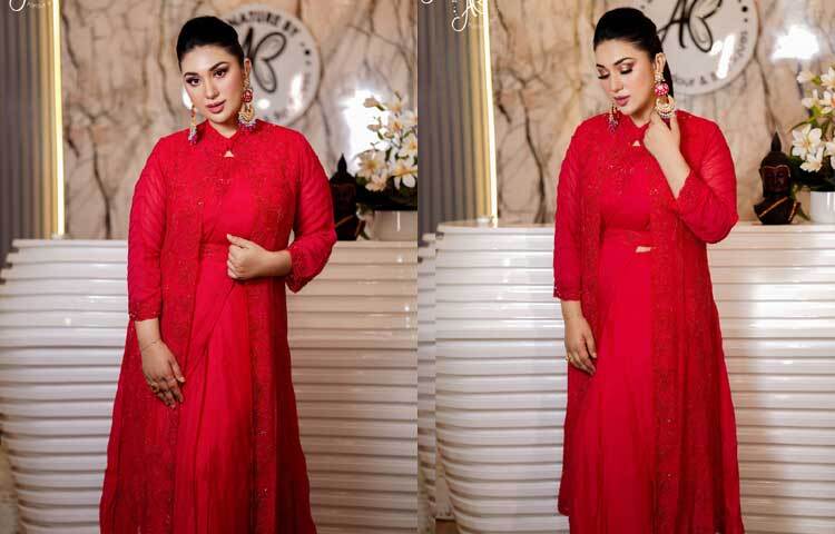 লাল ড্রেসে ক্যামেরাবন্দী হয়েছেন ঢালিউড কুইন খ্যাত অভিনেত্রী অপু বিশ্বাস।