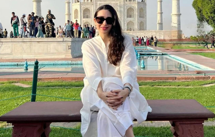 ২০২০ সালে তিনি ‘মেন্টালহুড’ নামের একটি ধারাবাহিকে অভিনয়ের মাধ্যমে আবারও দর্শকের সামনে ফিরে আসেন। সেখানে একজন মায়ের চরিত্রে অভিনয় করে নিজের বাস্তব অভিজ্ঞতাকে যেন পর্দায় তুলে ধরেন।