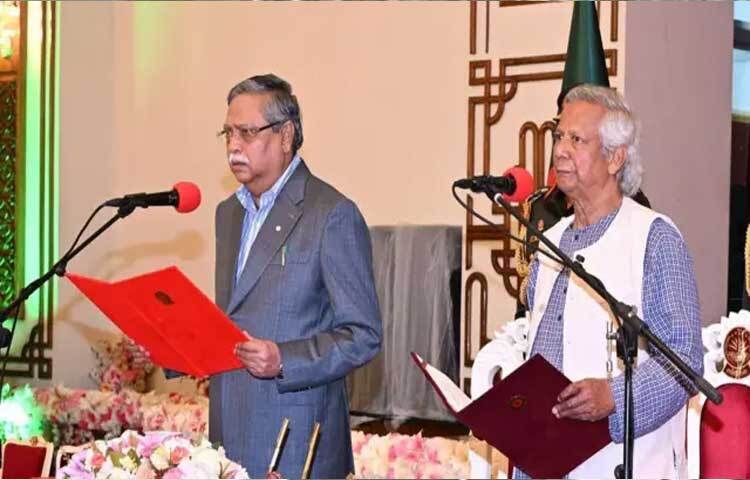 শেখ হাসিনা পালানোর পর দেশের অরাজক পরিস্থিতি নিয়ন্থণে রাজনৈতিক দলগুলোর সাথে আলোচনার মাধ্যমে সেনাপ্রধান জেনারেল ওয়াকার-উজ-জামান অন্তর্বর্তীকালীন সরকারের প্রধান উপদেষ্টা হিসেবে ড. মুহাম্মদ ইউনুসের নাম ঘোষণার ৩দিন পর  ৮ই আগস্ট শপথ গ্রহণের মাধ্যমে অন্তর্বর্তীকালীন সরকারের যাত্রা শুরু হয়।