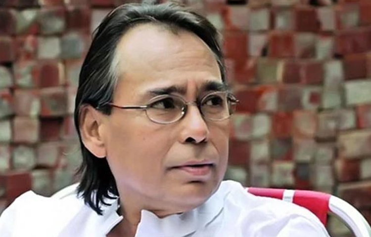 সেলিম আল দ্বীনের ‘শকুন্তলা’ নাটকের তক্ষক চরিত্রে তিনি প্রথম অভিনয় করেন। ১৯৮২ সালে তিনি ‘নীল নকশার সন্ধানে’ নাটকে অভিনয় করেন। এটি ছিল তাঁর প্রথম টেলিভিশন নাটক। এরপর, একে একে অভিনয় করেছেন ‘ভাঙ্গনের শব্দ শোনা যায়’, ‘সংশপ্তক’, ‘দুই ভাই’, ‘শীতের পাখি’ এবং ‘কোথাও কেউ নেই’- এর মত দর্শকপ্রিয় নাটকে। ছবি: সংগৃহীত