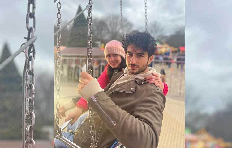 কাজের ফাঁকে প্রায়ই একসঙ্গে ঘুরে বেড়ান তারা। ছবি: ইনস্টাগ্রাম