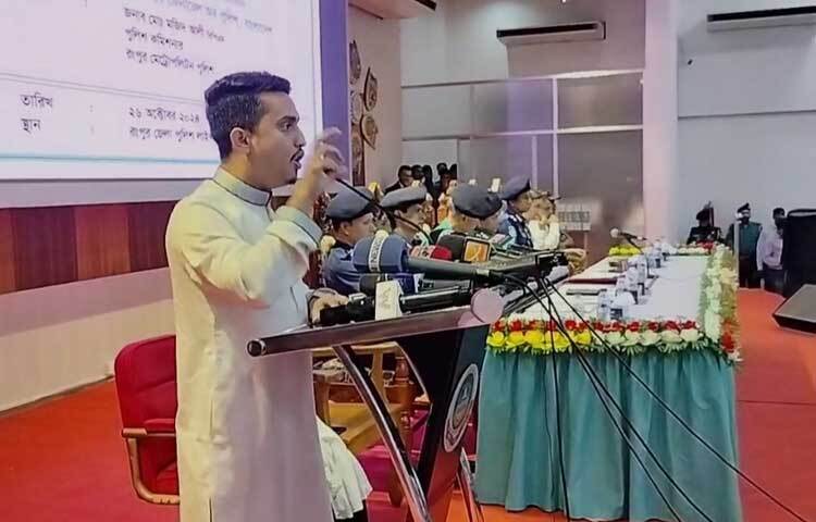 বৈষম্যবিরোধী ছাত্র আন্দোলনের অন্যতম সমন্বয়ক সারজিস আলম বলেছেন, জুলাই বিপ্লবে পুলিশের যে ইমেজ সংকট সেটি মাথায় না রেখে এখনো কিছু পুলিশ বিভিন্ন মোড়কে কিছু দলের বা গোষ্ঠীর হয়ে কাজ করছে। ছবি: জিতু কবীর