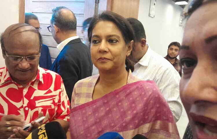 সরকারি বিভিন্ন কাজ বাস্তবায়নে টেন্ডারের (দরপত্র) মাধ্যমে কাজ দেওয়ার ক্ষেত্রে একটা সিন্ডিকেট হয়ে গেছে, এটা ভাঙতে হবে বলে মন্তব্য করেছেন উপদেষ্টা সৈয়দা রিজওয়ানা হাসান। ছবি: মাসুদ রানা