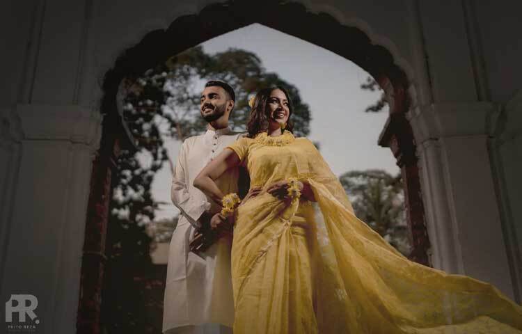 হলুদের সাজে বর-কনে।