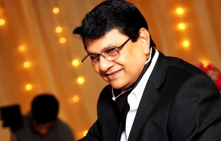 সিনেমা জগতের আবহেই তার বেড়ে ওঠা। এ জন্যই হয়তো ক্যারিয়ার হিসেবে অভিনয়কে বেছে নিয়েছেন।