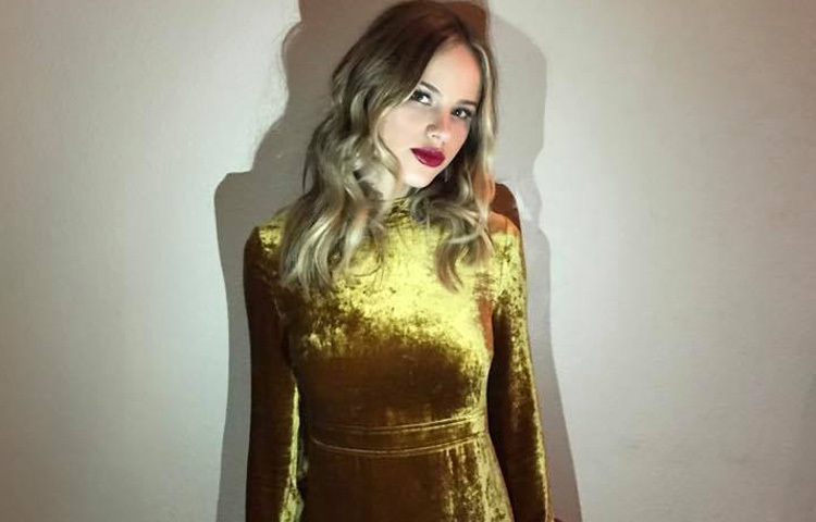 ‘ক্রাইম থ্রিলার’, ‘রোমান্টিক ড্রামা’ বা ‘সায়েন্স ফিকশন’ সব জায়গায় রয়েছে তার দারুণ আর সাবলীল অভিনয়ের ছাপ। তিনি শুধুই গ্ল্যামার আইকন নন, বরং একজন শক্তিশালী পারফর্মার।