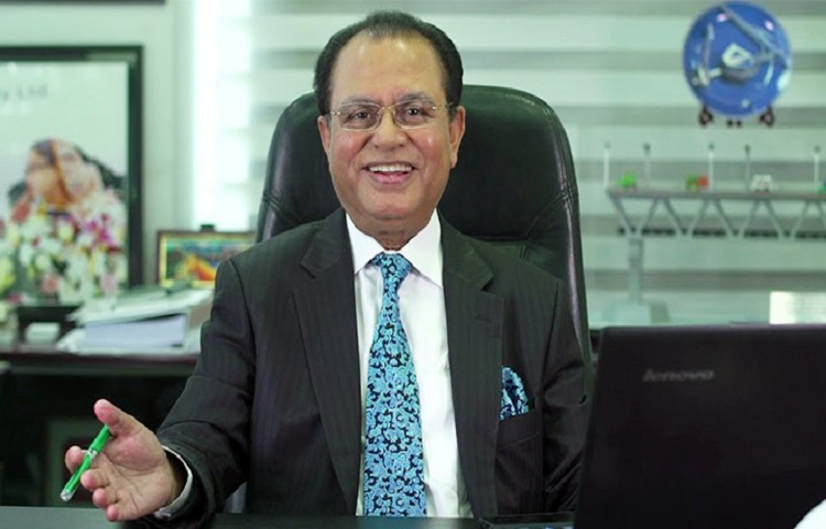 সাবেক যোগাযোগমন্ত্রী ও মাদারীপুর-৩ আসনের সাবেক সংসদ সদস্য বীর মুক্তিযোদ্ধা সৈয়দ আবুল হোসেন মারা গেছেন। মৃত্যুকালে তার বয়স হয়েছিল ৭২ বছর। ২৪ অক্টোবর দিনগত রাত ২টা ৫ মিনিটে ঢাকার ইউনাইটেড হাসপাতালে চিকিৎসাধীন অবস্থায় তিনি মারা যান। ছবি: সংগৃহীত