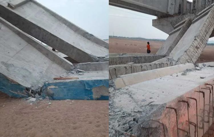 সেতুটির নির্মাণকাজ শেষ হওয়ার কথা ছিল এক বছরের মধ্যে। কিন্তু, কমিশনের চাপে এবং সরকার বকেয়া পরিশোধ না করার অভিযোগে বছর দুয়েকের মাথায় ঠিকাদার কাজ বন্ধ করে দেন। ছবি: সংগৃহীত