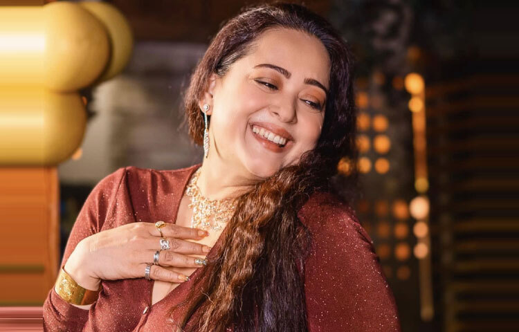 নাটক, সিনেমা, শর্ট ফিল্ম, ওয়েব সিরিজ সব জায়গায় দাপিয়ে বেড়াচ্ছেন জনপ্রিয় এই অভিনেত্রী।