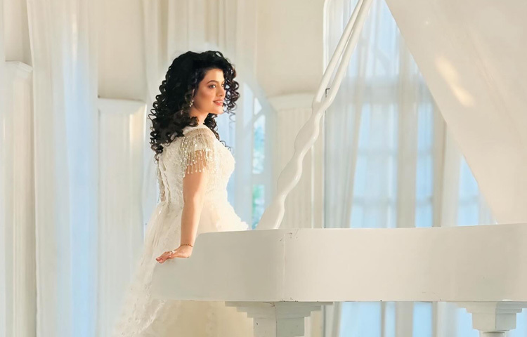 ২০১১ সালে তৈরি হয় ‘পলক মুচ্ছল হার্ট ফাউন্ডেশন’।