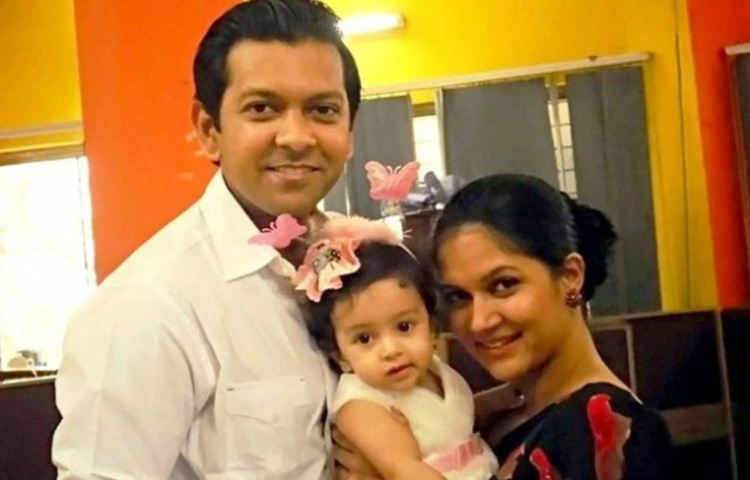 জনপ্রিয় গায়ক-অভিনেতা তাহসান খান ও মিথিলার একমাত্র সন্তান আয়রা তাহরিম খান। তাহসানের সঙ্গে বিবাহবিচ্ছেদের মায়ের সঙ্গেই থাকে আয়রা।