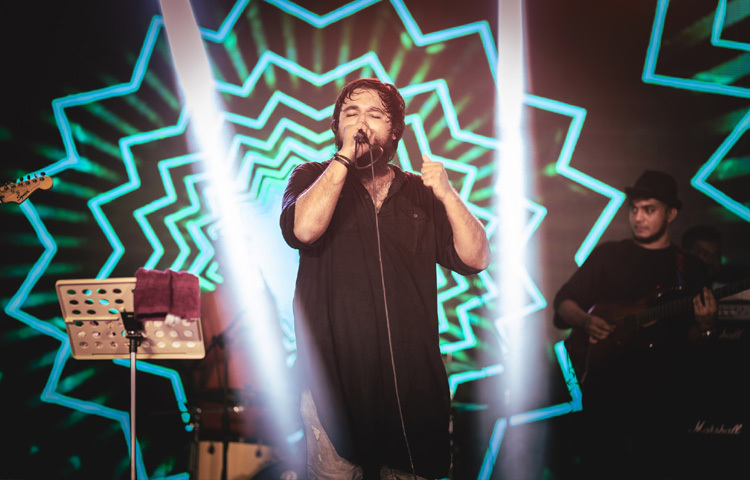 ২০ মে ঢাকা মেট্রোপলিটন পুলিশের (ডিএমপি) মিডিয়া অ্যান্ড পাবলিক রিলেশন্স বিভাগের উপ-পুলিশ কমিশনার মুহাম্মদ তালেবুর রহমান এক খুদে বার্তায় এ তথ্য নিশ্চিত করেন।