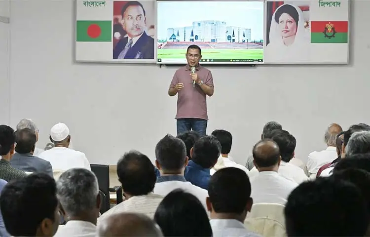 এয়োদশ জাতীয় সংসদের প্রথম অধিবেশনকে সামনে রেখে দলীয় সংসদ সদস্যদের (এমপি) প্রশিক্ষণ কর্মশালা শুরু করেছে বিএনপি। আজ সকাল সাড়ে ১০টায় গুলশানে চেয়ারম্যানের কার্যালয়ে এই কর্মশালার উদ্বোধন করেন বিএনপির চেয়ারম্যান ও সংসদ নেতা প্রধানমন্ত্রী তারেক রহমান। ছবি: সংগৃহীত