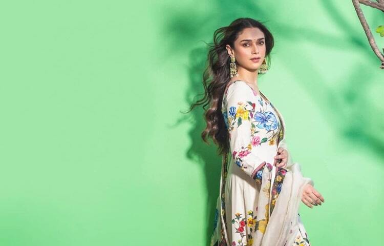 ছবিতে বেশ ফুরফুরে মেজাজে ধরা দিয়েছেন তিনি। ছবি: ইনস্টাগ্রাম