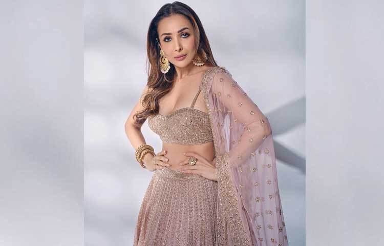 বর্তমানে পর্দায় খুব একটা দেখা না গেলেও সামাজিক যোগাযোগ মাধ্যমে বেশ সরব লাস্যময়ী এ অভিনেত্রী। ছবি: ইনস্টাগ্রাম