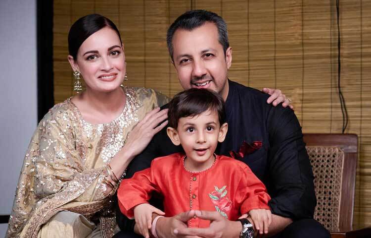 ফের প্রেম আসে দিয়ার জীবনে। ব্যবসায়ী বৈভব রেখির সঙ্গে সম্পর্কে জড়ান নায়িকা। ২০২১ সালের ১৫ ফেব্রুয়ারি বিয়ে করেছেন তারা।