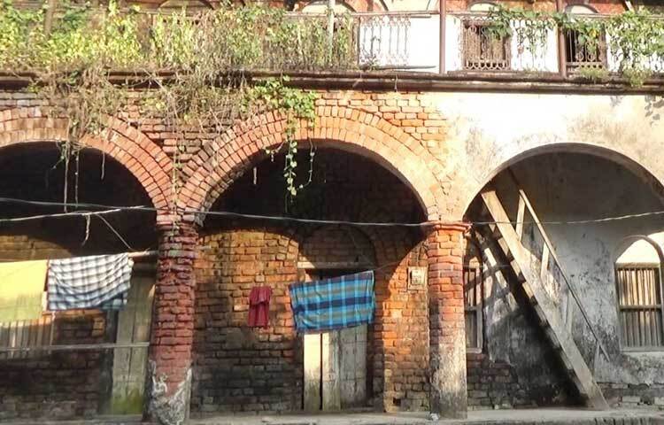 পুরোনো ও ঐতিহ্যবাহী বাড়িটি আজ সংস্কার ও রক্ষণাবেক্ষণের অভাবে জরাজীর্ণ হয়ে ধ্বংসের মুখে এসে পড়েছে। এখনই যদি এর রক্ষণাবেক্ষণ ও সংস্কার না হয়, তাহলে যে কোনো সময় ধসে পড়তে পারে। এতে চিরদিনের জন্য হারিয়ে যেতে পারে ইতিহাস-ঐতিহ্য বহন করা জমিদার বাড়িটি।